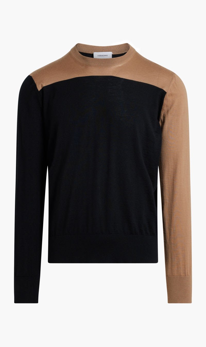 Salvatore Ferragamo Beige Color Block Long Sleeves Round-neck for Men | The Deal Outlet
Salvatore Ferragamo Beige Color Block Long Sleeves Round-neck for Men | The Deal Outlet