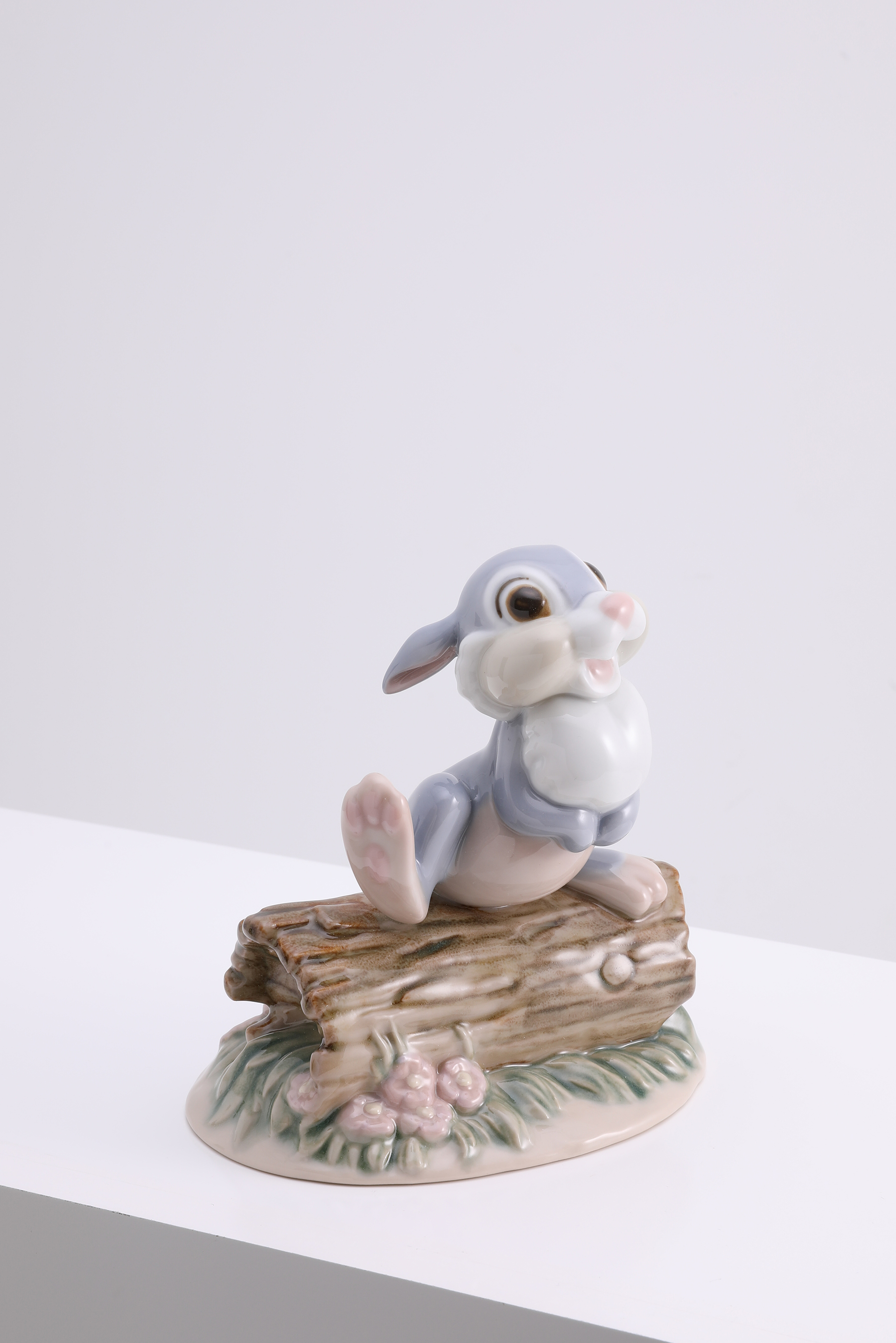 Nao Thumper Figurine