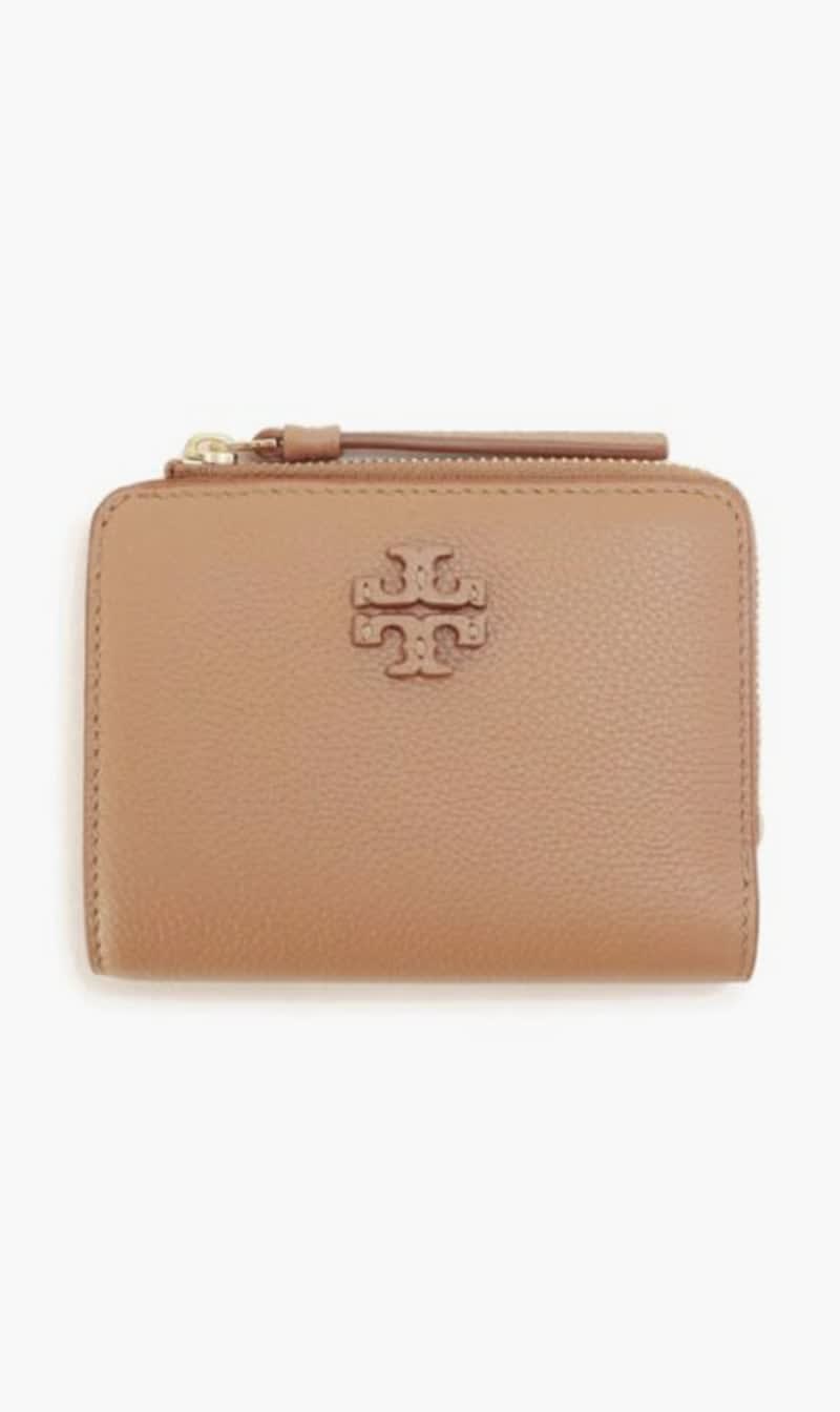 Tory Burch Beige Mcgraw Bi-fold Wallet for Women | The Deal Outlet
Tory Burch Beige Mcgraw Bi-fold Wallet for Women | The Deal Outlet