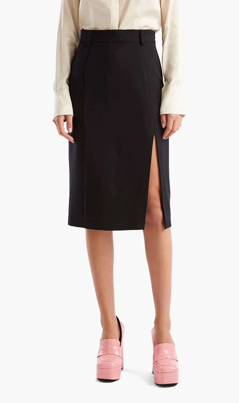 United Colors Of Benetton Black Front Slit Skirt for Women | The Deal Outlet
United Colors Of Benetton Black Front Slit Skirt for Women | The Deal Outlet