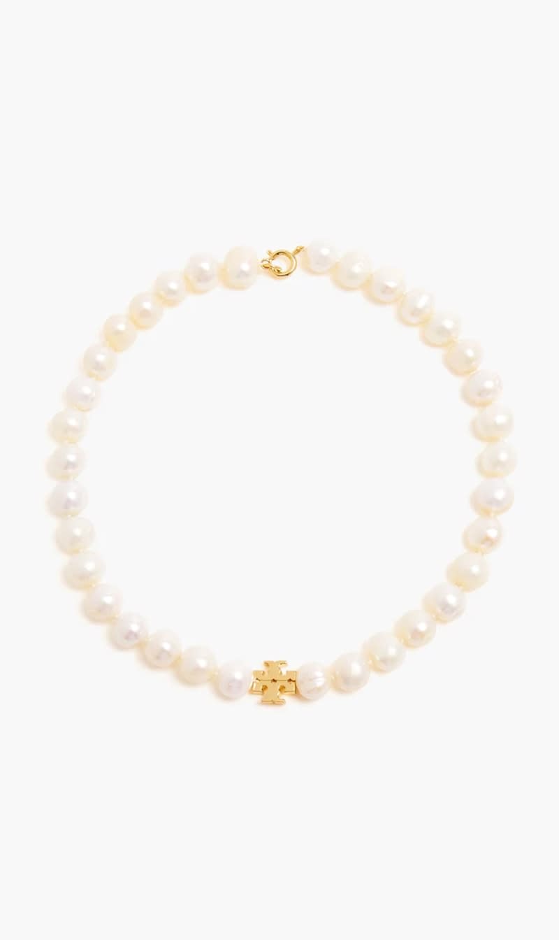 Tory Burch White Kira Pearl Necklace for Women | The Deal Outlet
Tory Burch White Kira Pearl Necklace for Women | The Deal Outlet