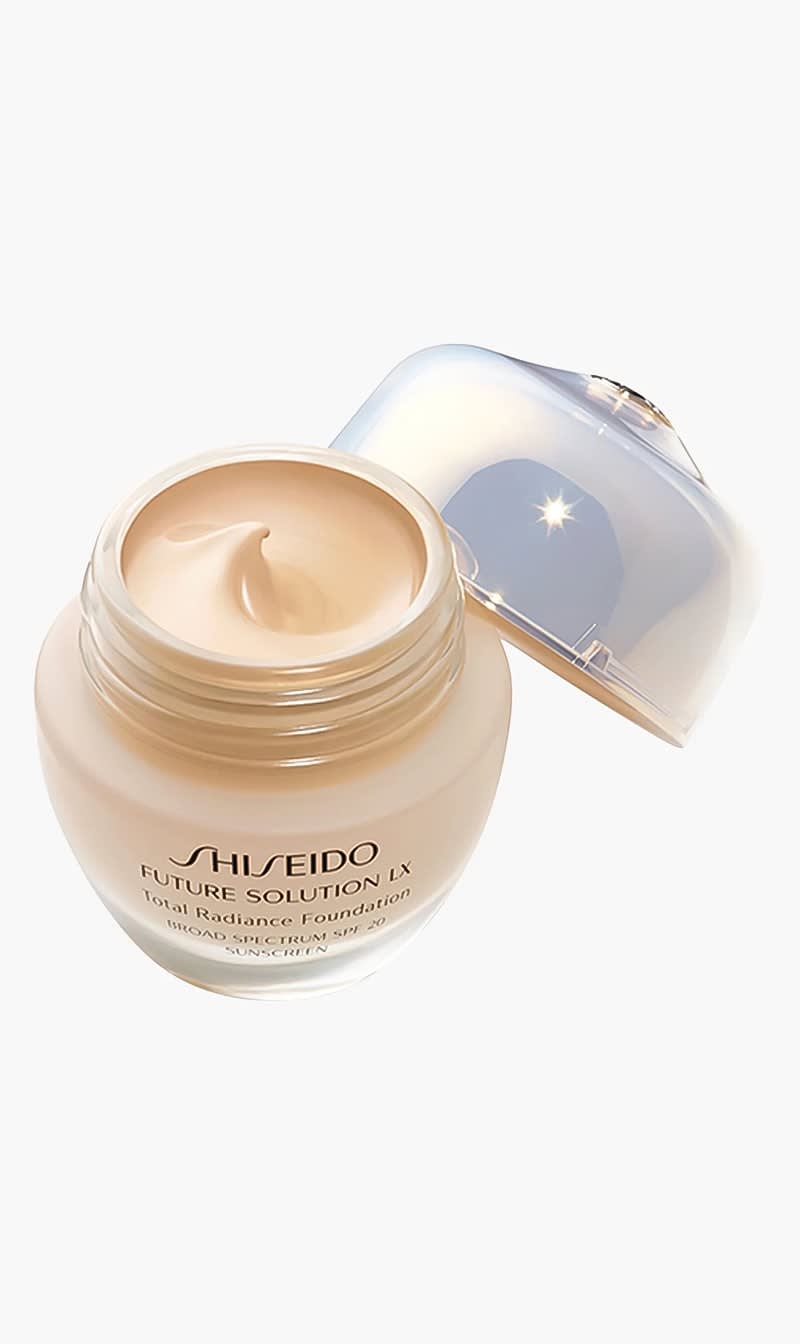 Shiseido Others Future Solution Lx Total Radiance Foundation, G3 for Women | The Deal Outlet
Shiseido Others Future Solution Lx Total Radiance Foundation, G3 for Women | The Deal Outlet