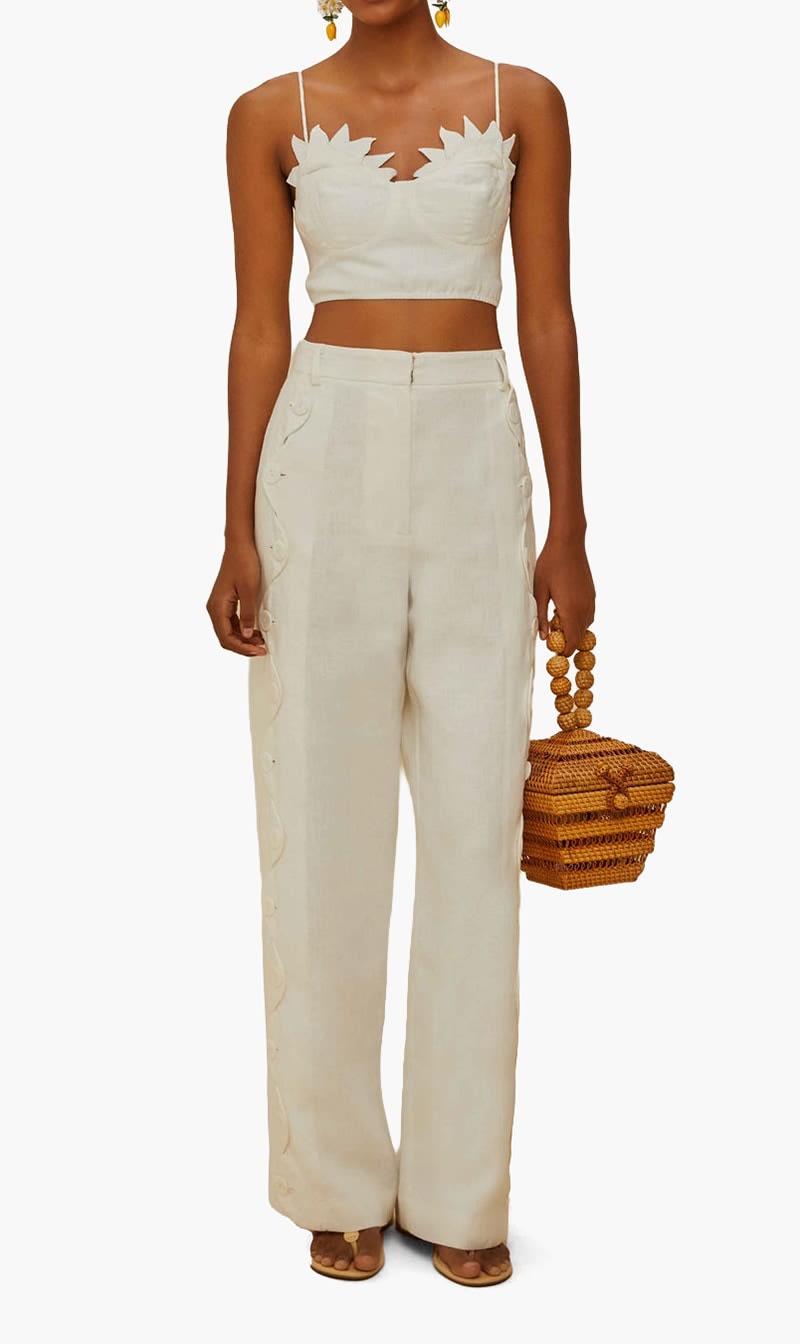 Farm Rio White Off White High Waisted Wavy Buttoning Pants for Women | The Deal Outlet
Farm Rio White Off White High Waisted Wavy Buttoning Pants for Women | The Deal Outlet