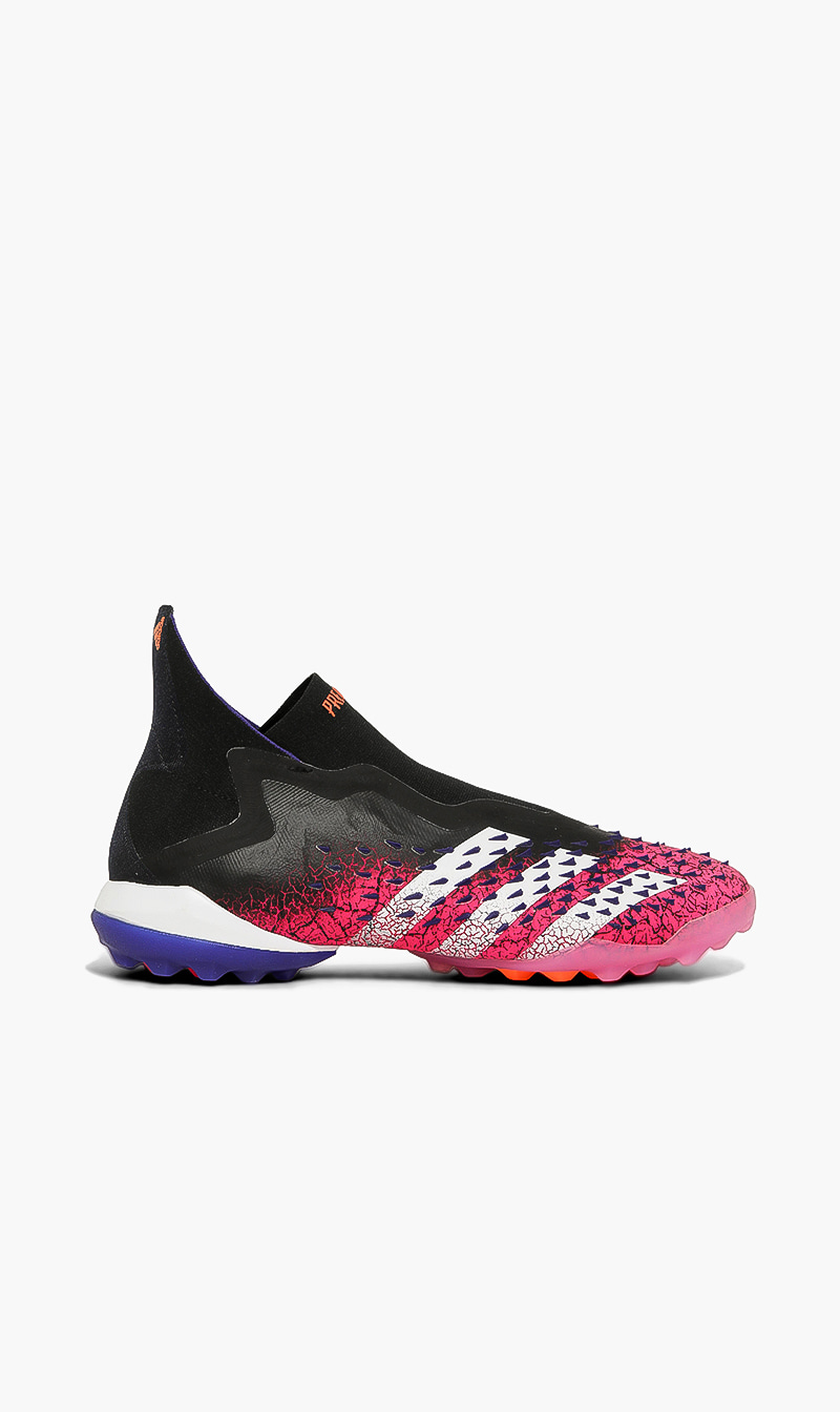 Adidas Predator Freak Sneakers