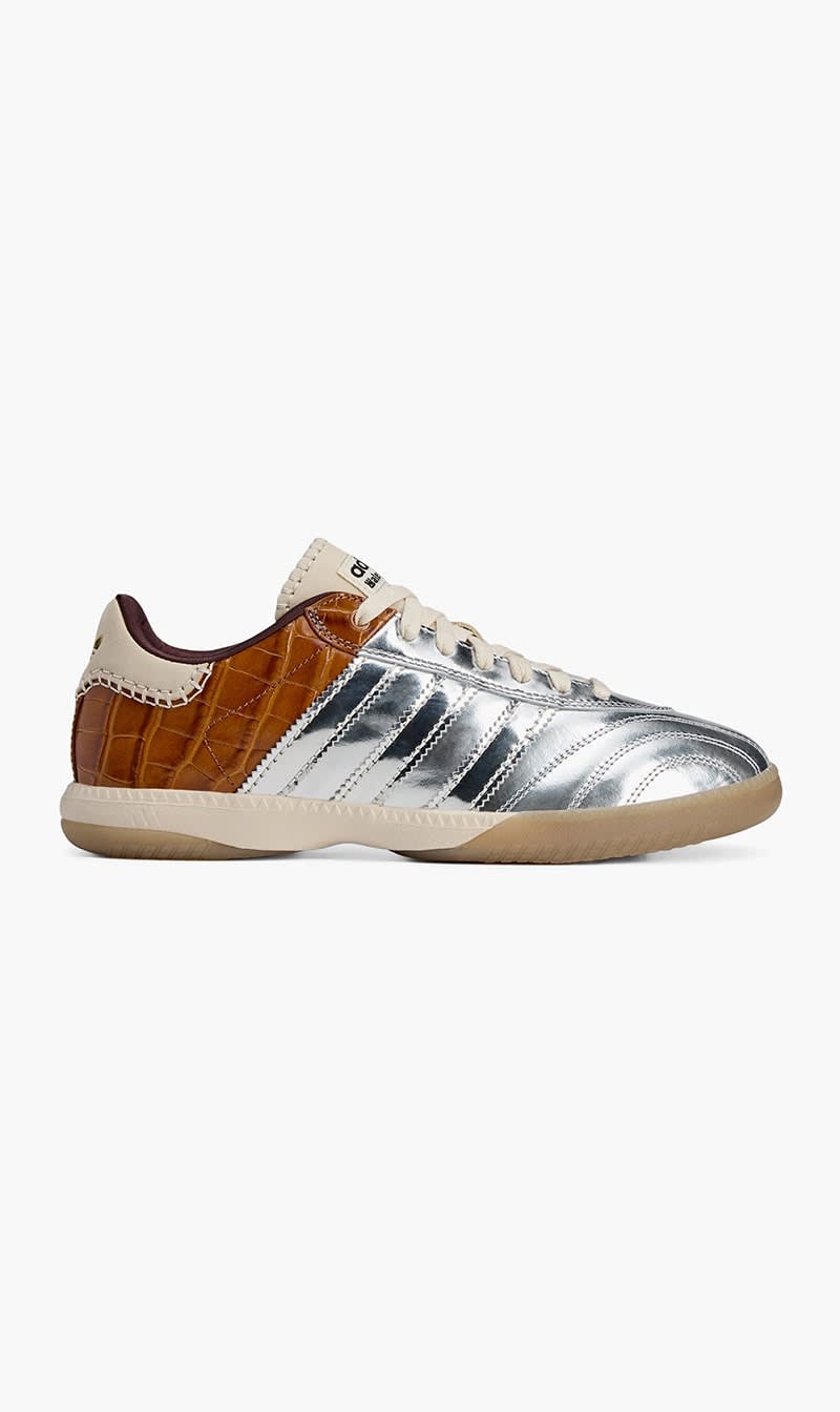 Adidas Silver Adidas X Wales Bonner Samba Millennium Sneakers
Adidas Silver Adidas X Wales Bonner Samba Millennium Sneakers