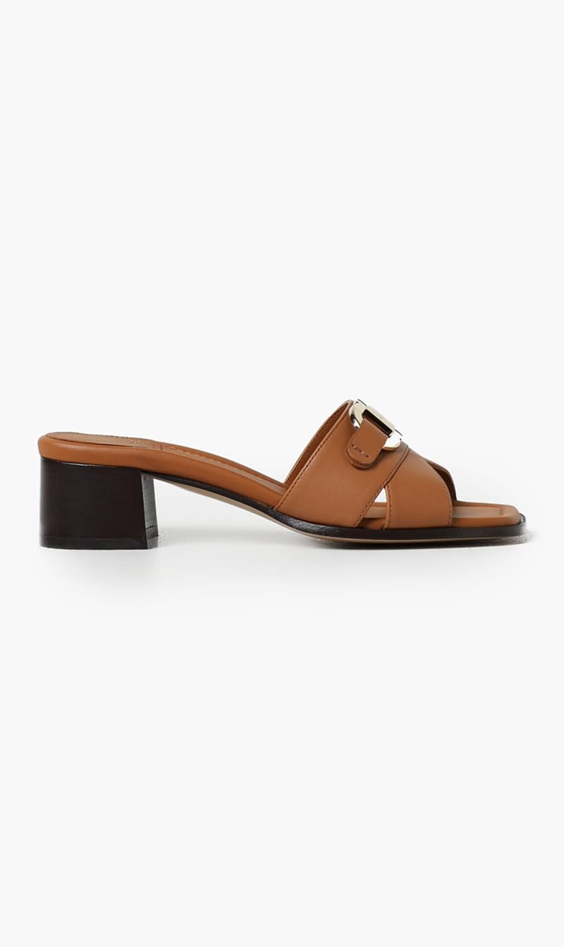 Salvatore Ferragamo Brown Gancini Ornament Slide for Women | The Deal Outlet
Salvatore Ferragamo Brown Gancini Ornament Slide for Women | The Deal Outlet