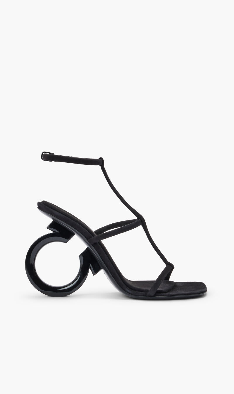 Salvatore Ferragamo Black Aglalia X5 Ankle Strap Sandal for Women | The Deal Outlet
Salvatore Ferragamo Black Aglalia X5 Ankle Strap Sandal for Women | The Deal Outlet