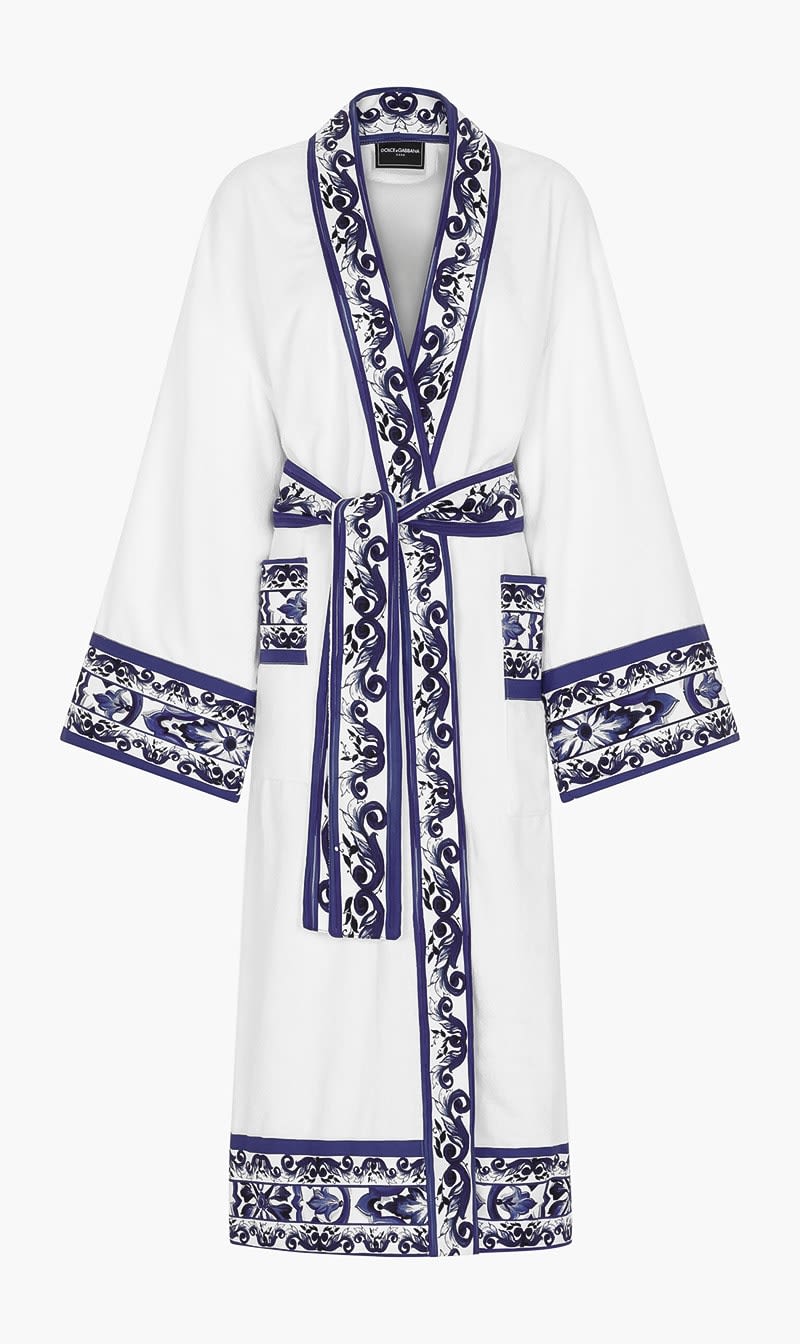 Dolce & Gabbana Others Dga Mediterranean Blue Bathrobe | The Deal Outlet
Dolce & Gabbana Others Dga Mediterranean Blue Bathrobe | The Deal Outlet