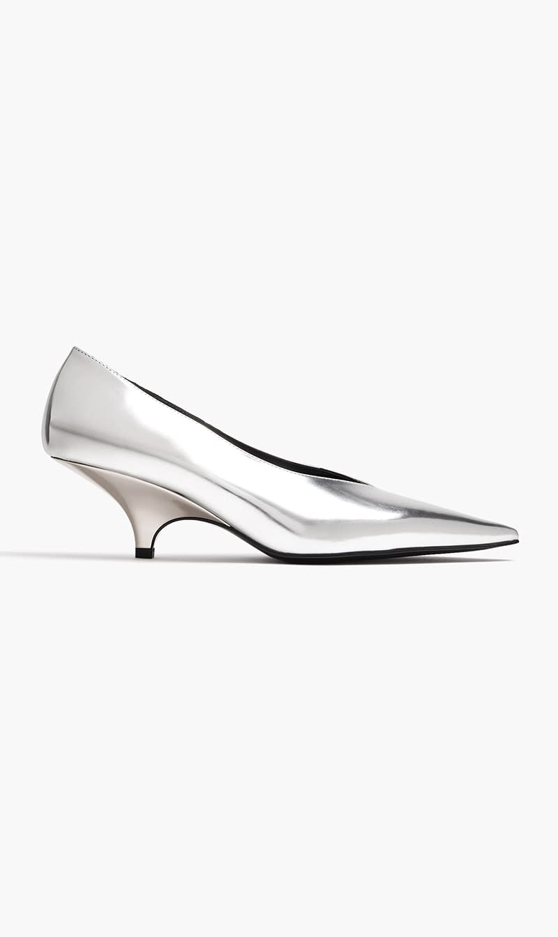Toteme Silver The Wedge Heel Pumps for Women | The Deal Outlet
Toteme Silver The Wedge Heel Pumps for Women | The Deal Outlet