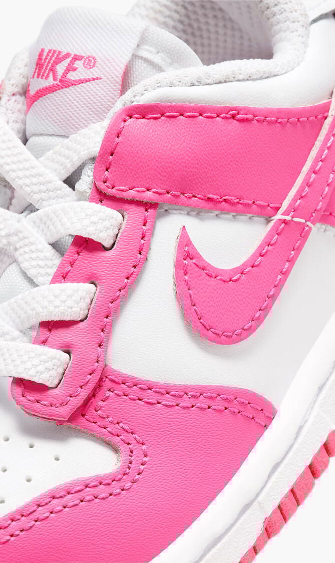 Dunk Low Sneakers Dunk Low Sneakers