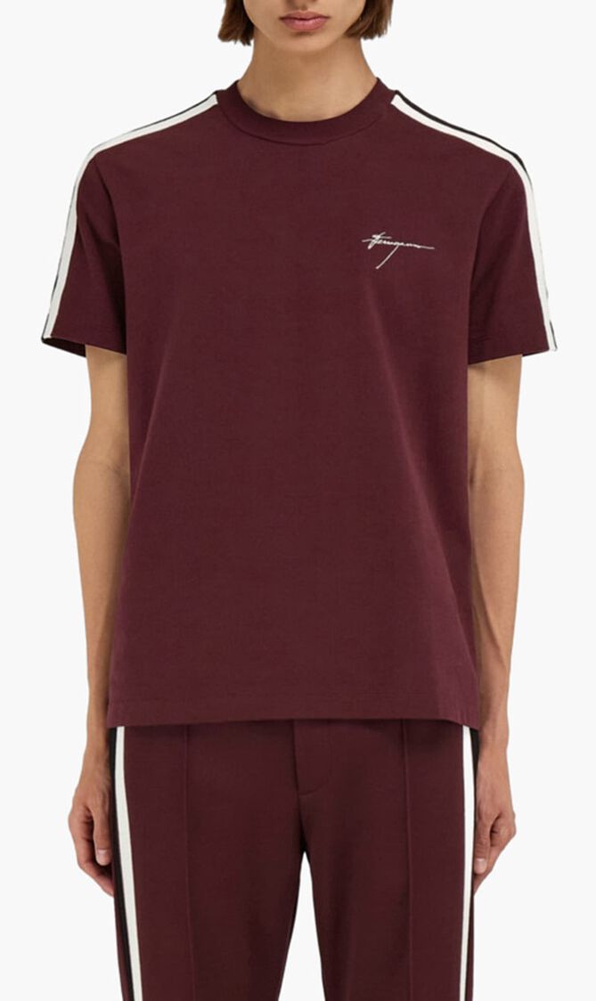 Short Sleeved T-Shirt with Contrasting Stripe