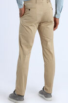 بنطال شينو فائق الخفة