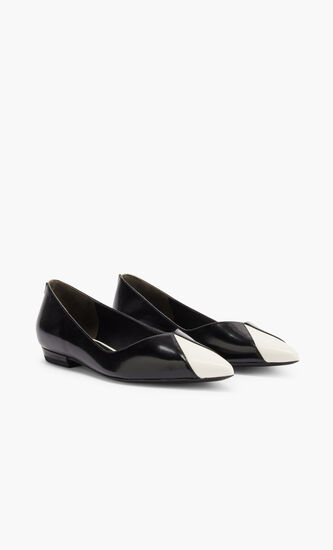 TRIANGLE POINTED FLAT