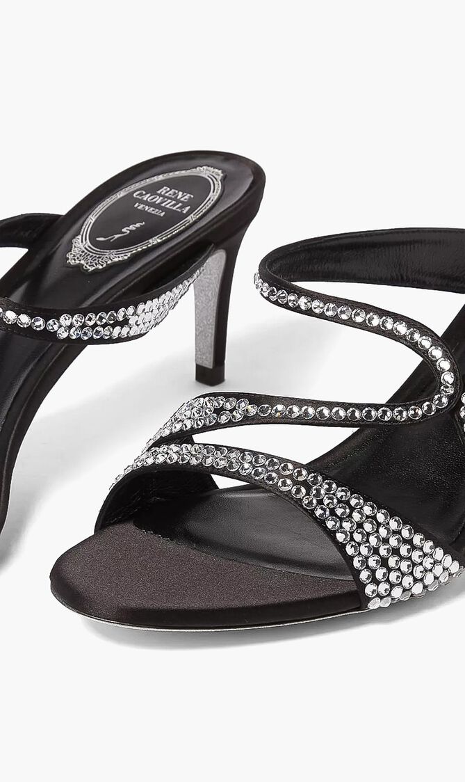 Lace Pointed Toe Kitten Heel