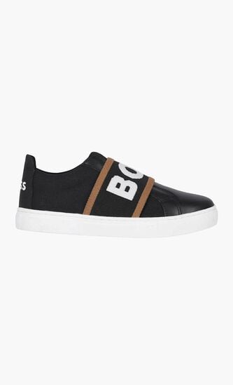 TRAINERS