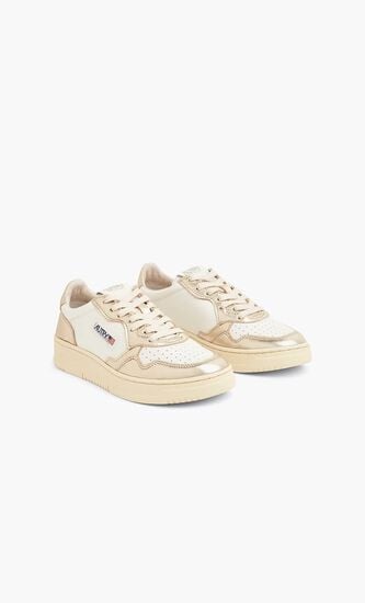 Medalist Low Sneakers