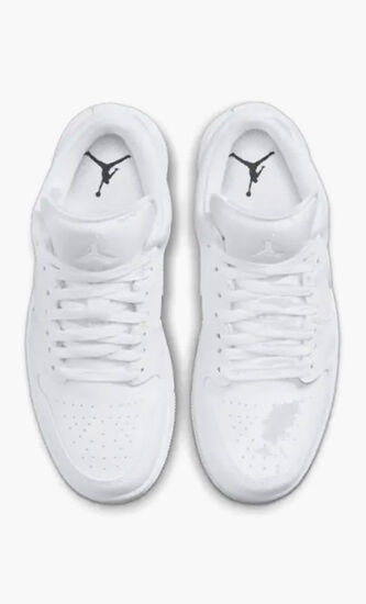 Air Jordan 1 Low Sneakers