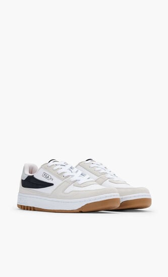 Basketball Low Sneakers