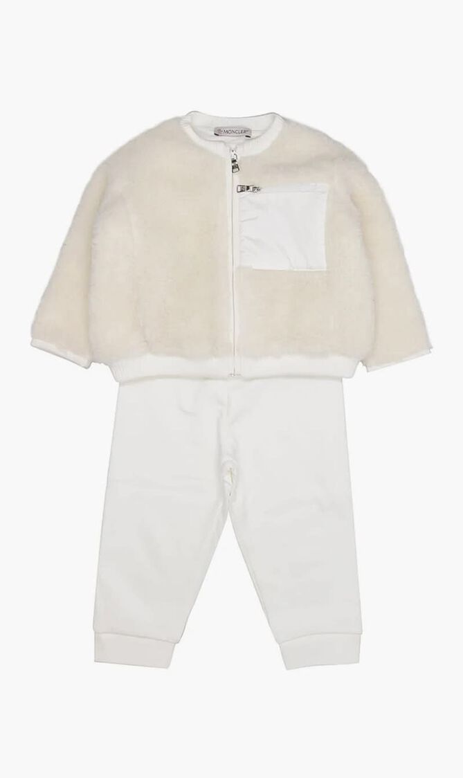 KNITWEAR CLOTHING ENSEMBLE