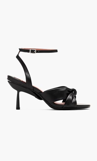 EVERYDAY SANDALS