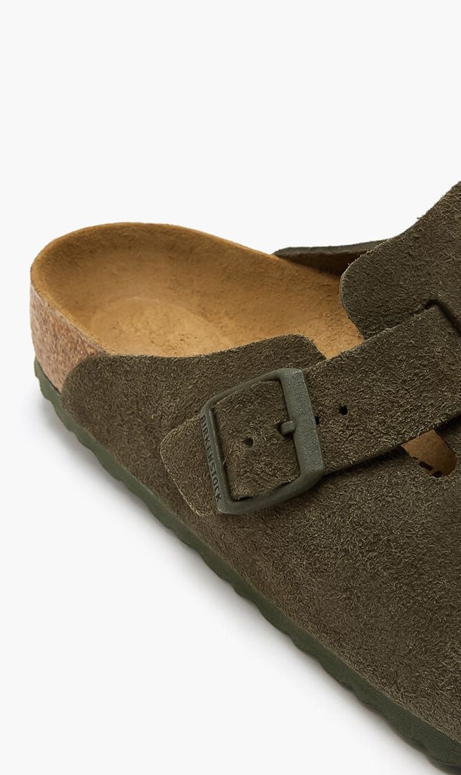 Boston Regular Width Clogs