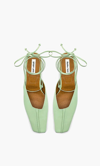 Piping Strap Kitten Heels
