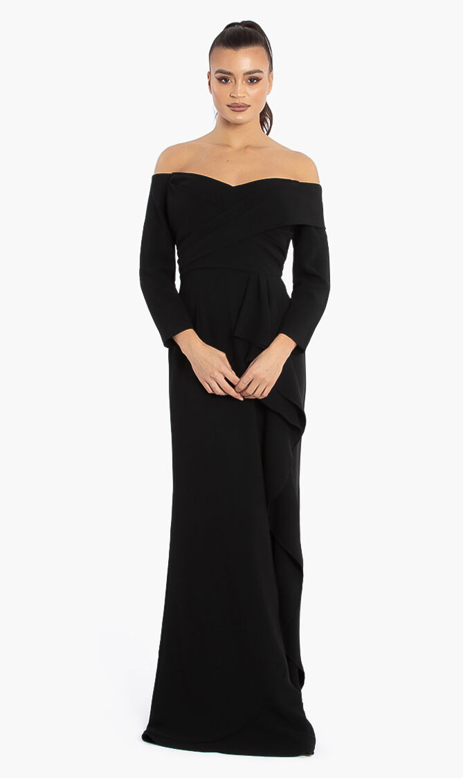 فستان سهرة مكشوف الكتفين