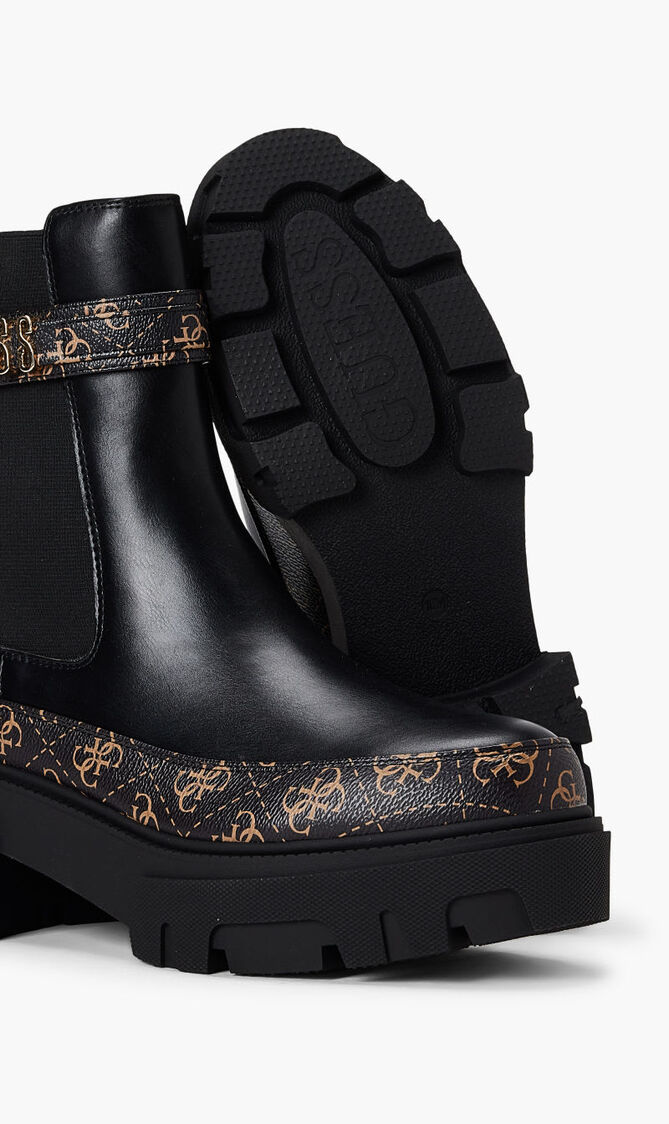 YELMA LOGO HARDWARE BOOTS