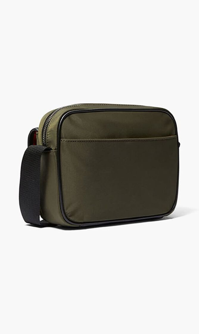 UTILITY FLAP XBODY W PCH