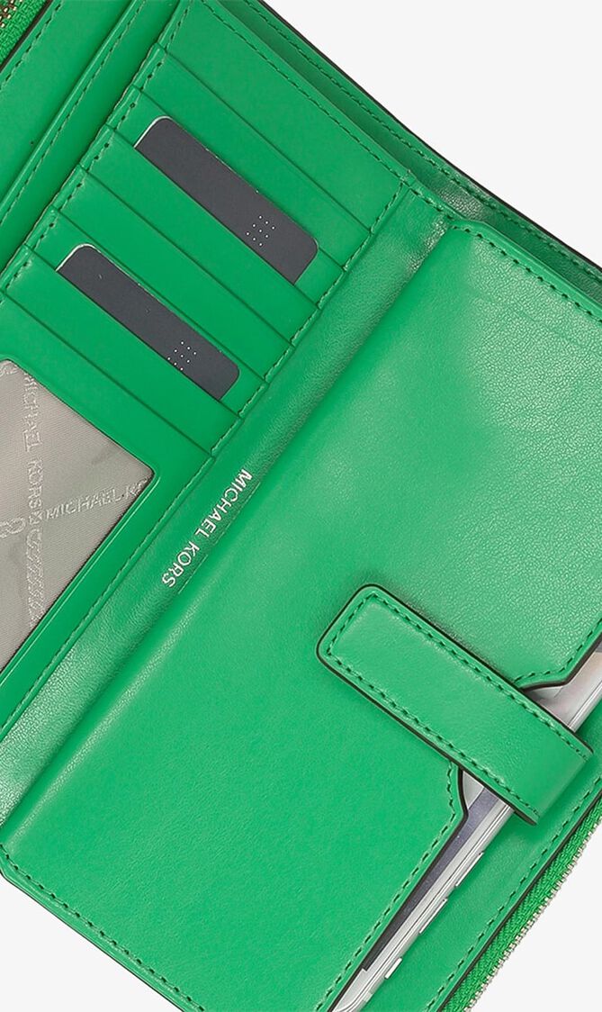 Jet Set Pebbled Wallet