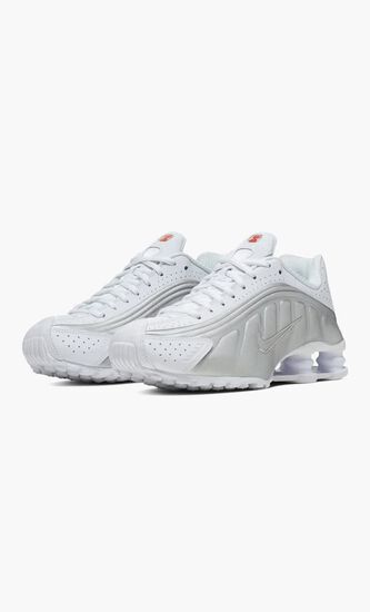 W NIKE SHOX R4