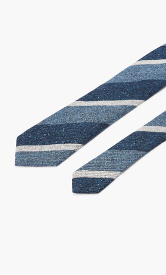 Retro Themed Contrast Tie