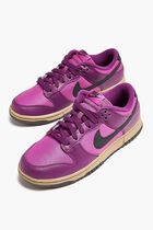 Dunk Low Sneakers Dunk Low Sneakers