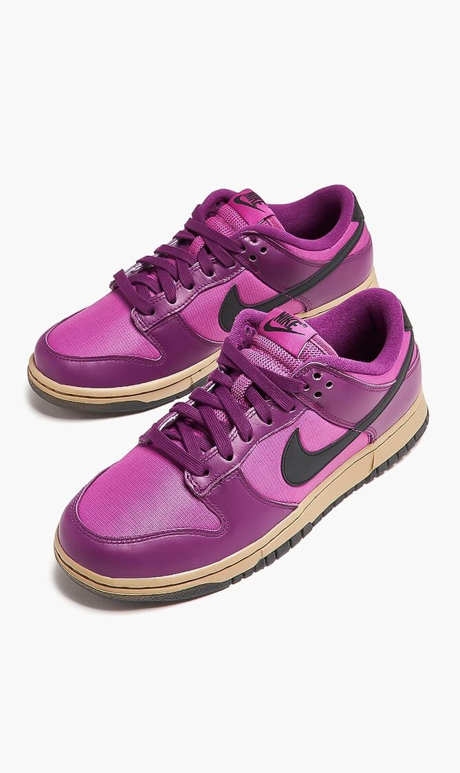 Dunk Low Sneakers Dunk Low Sneakers