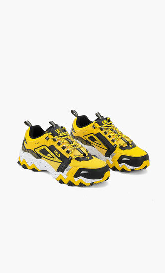 Oakmont Sneakers