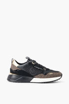 THEO TRAINER
