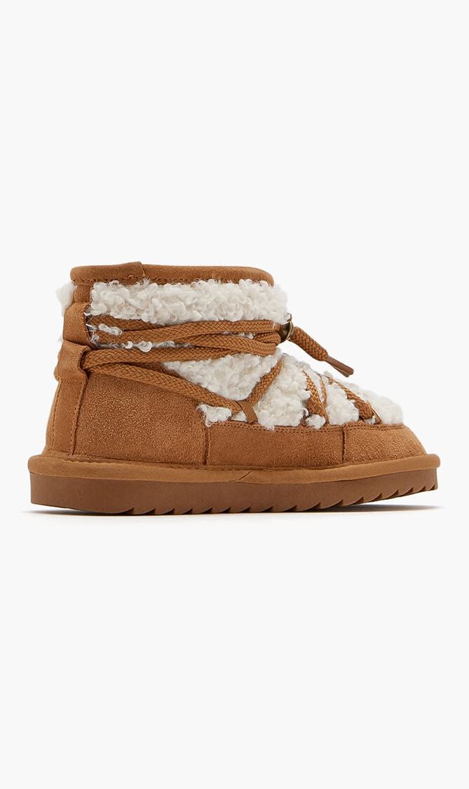 WINTER BOOT LACED