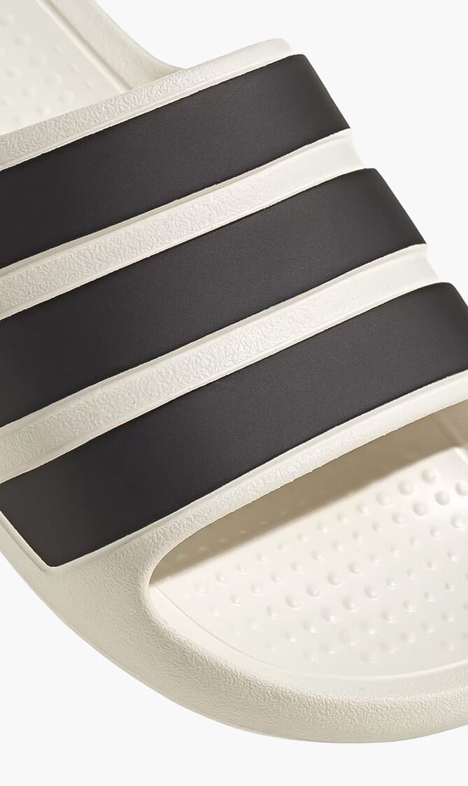 Adilette Flow Slides