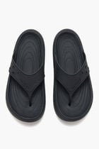STUDIO FLIP FLOP