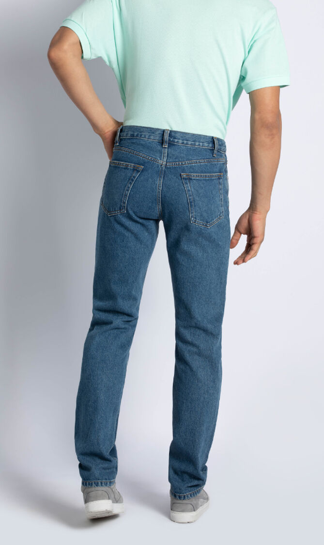 بنطال جينز بتصميم كاجوال بنطال جينز بتصميم كاجوال