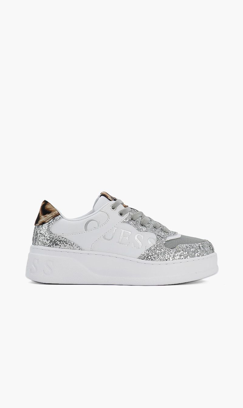Outlet sneakers on sale guess