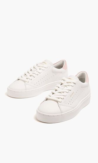 Court Sneaker