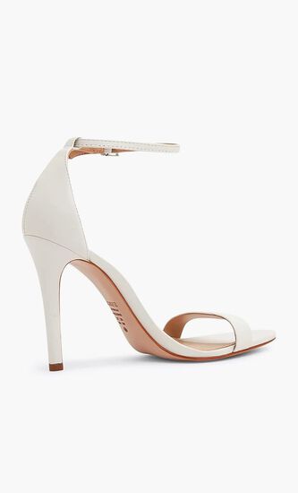 SANDAL