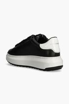 Kapri Sneakers