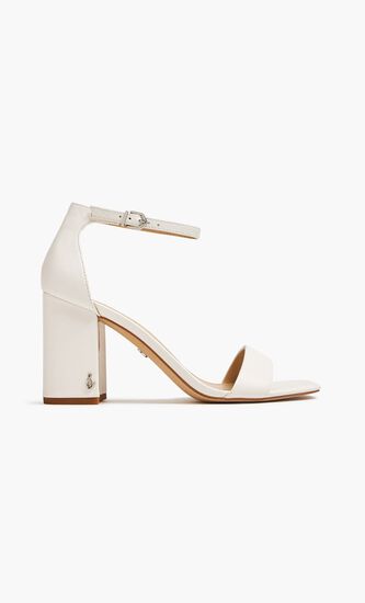 Daniella Sandals
