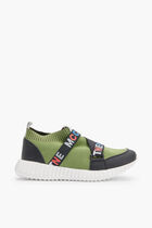 TRAINERS