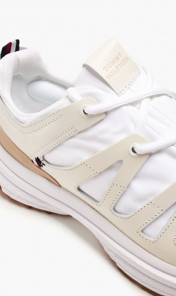 TECH RUNNER CRAFT VI