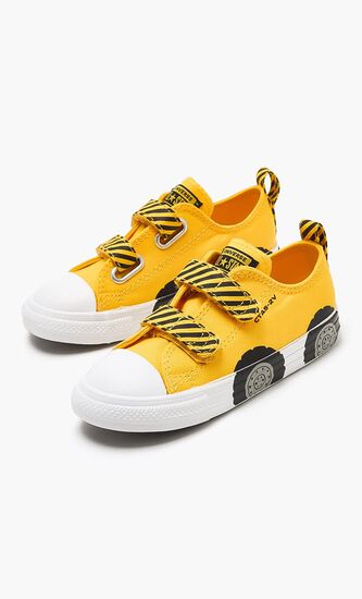 Chuck Taylor All Star 2V