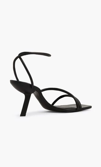 SANDAL