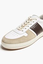 H668 Sneakers
